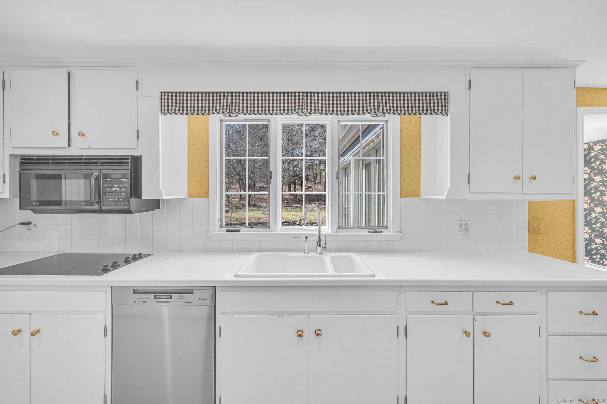124 Cedarwood Drive, New Britain, Connecticut image 12