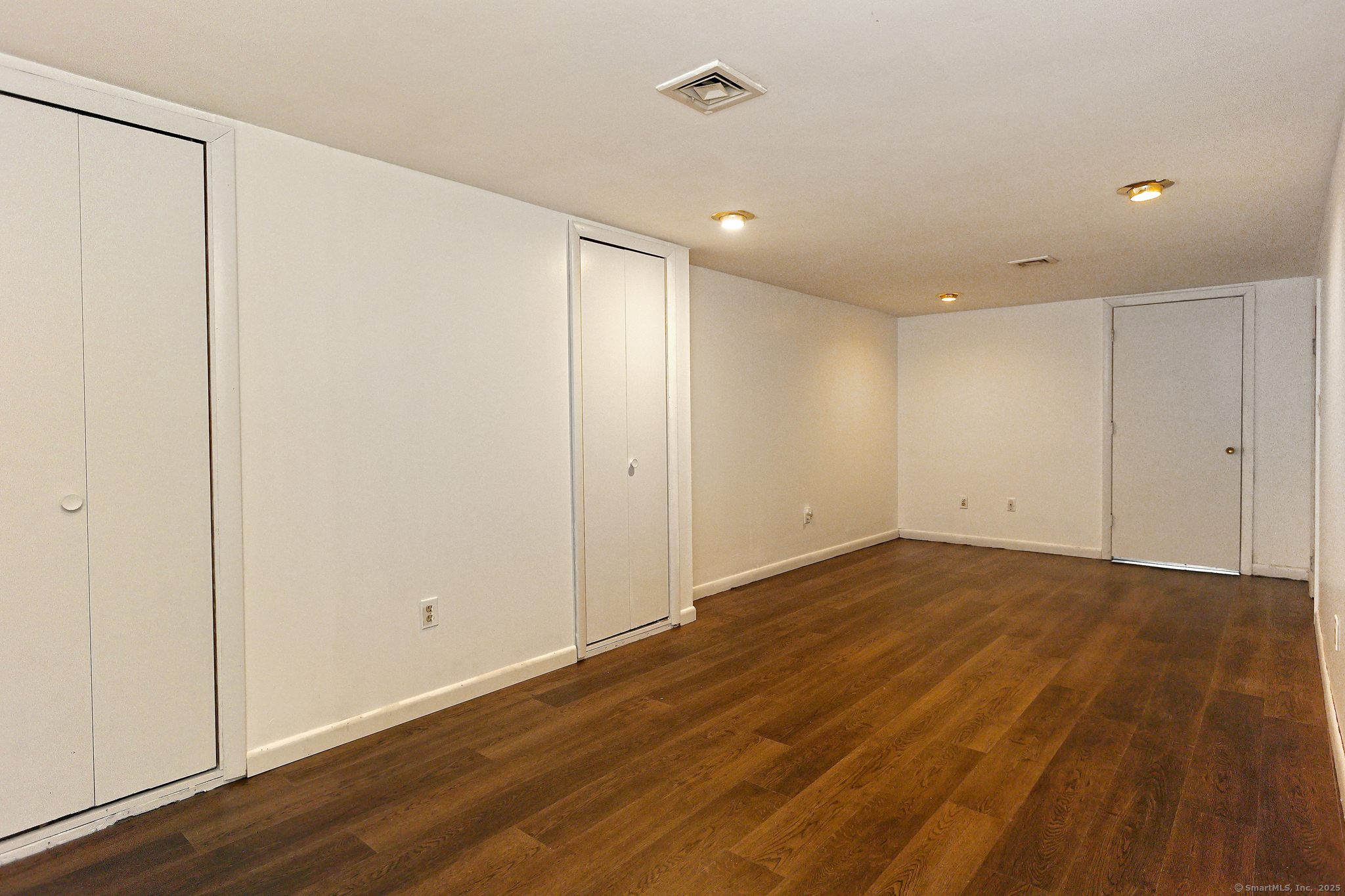 3 Carriage Drive, West Haven, Connecticut image 17