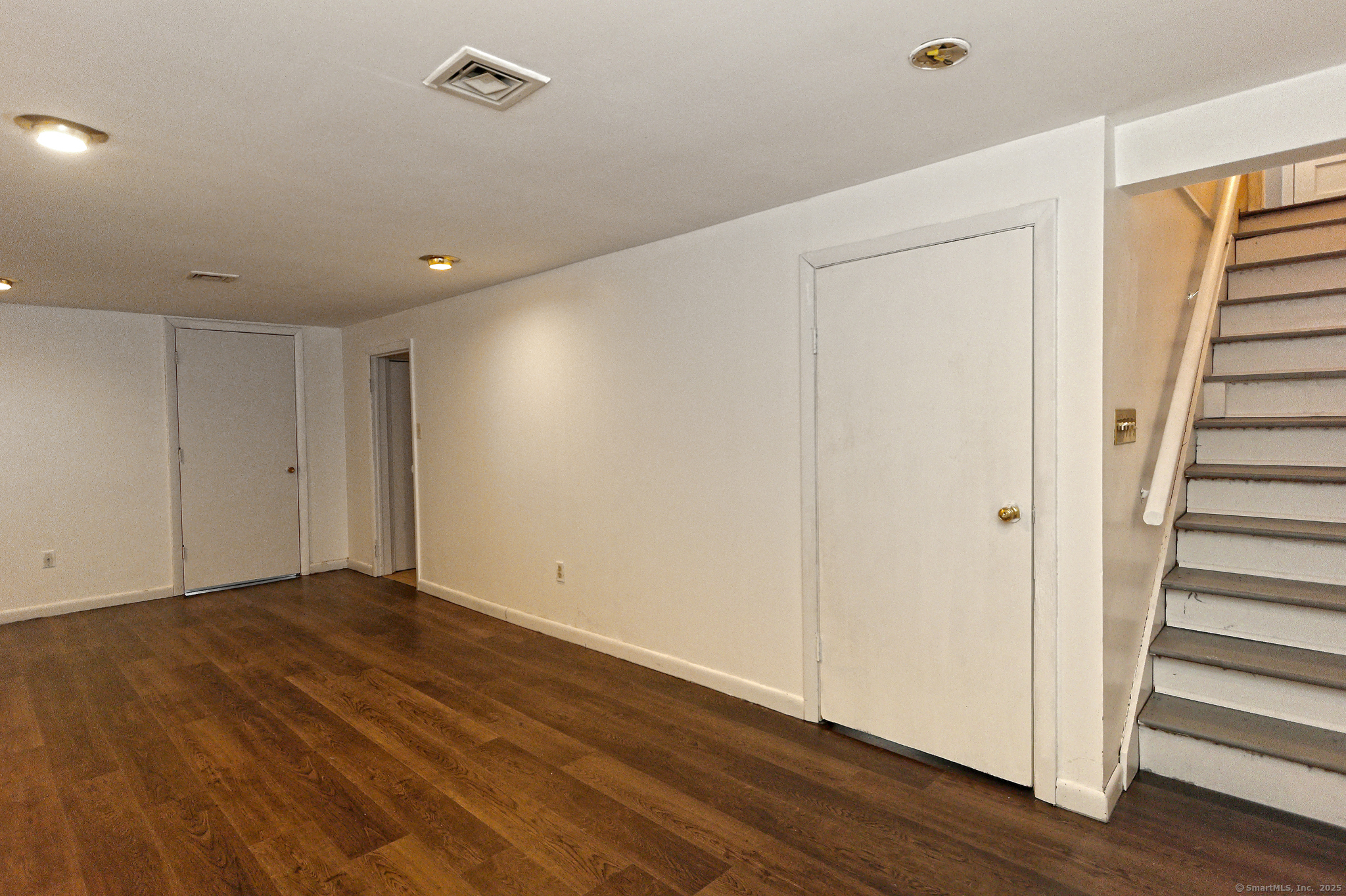3 Carriage Drive, West Haven, Connecticut image 16