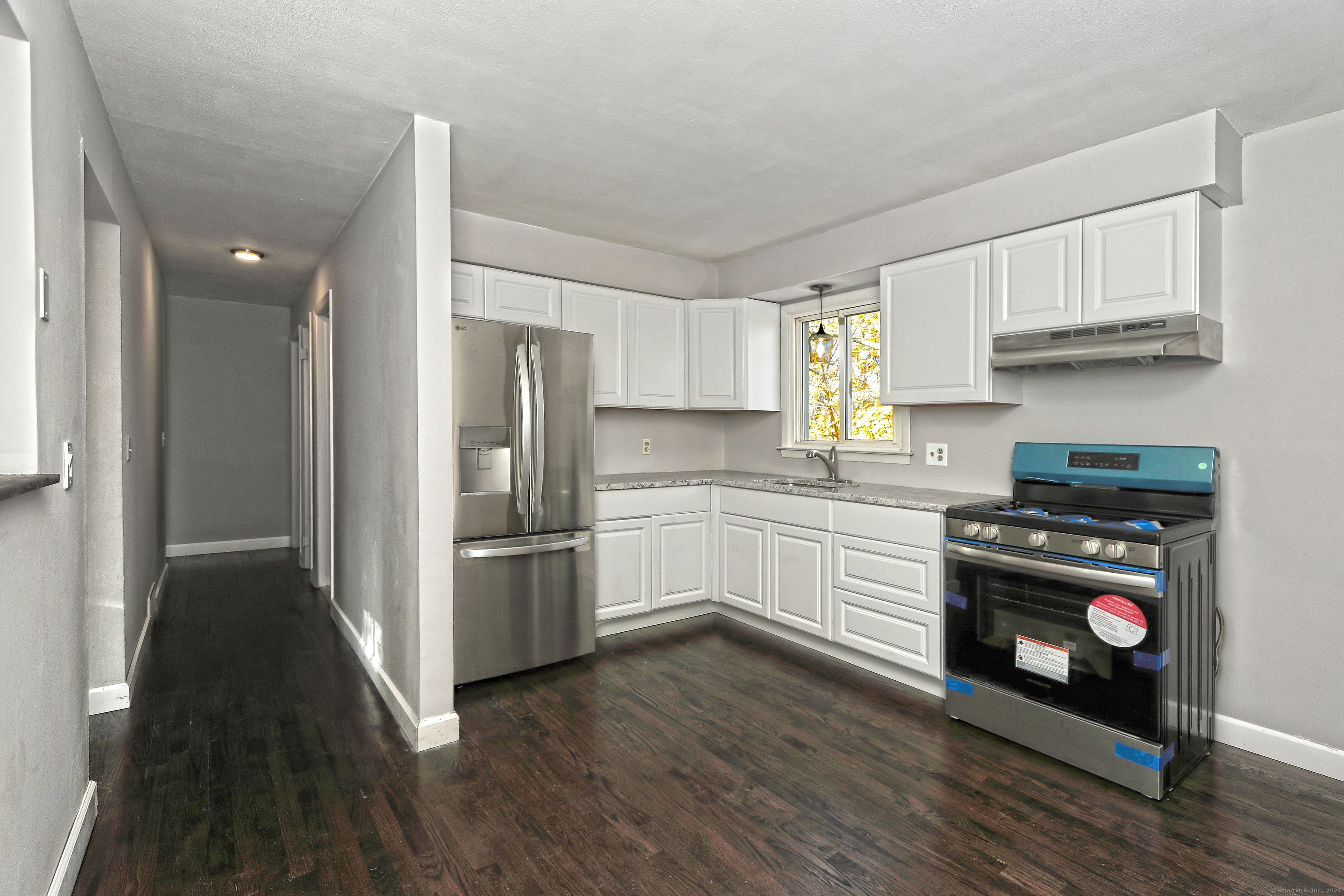3 Carriage Drive, West Haven, Connecticut image 2