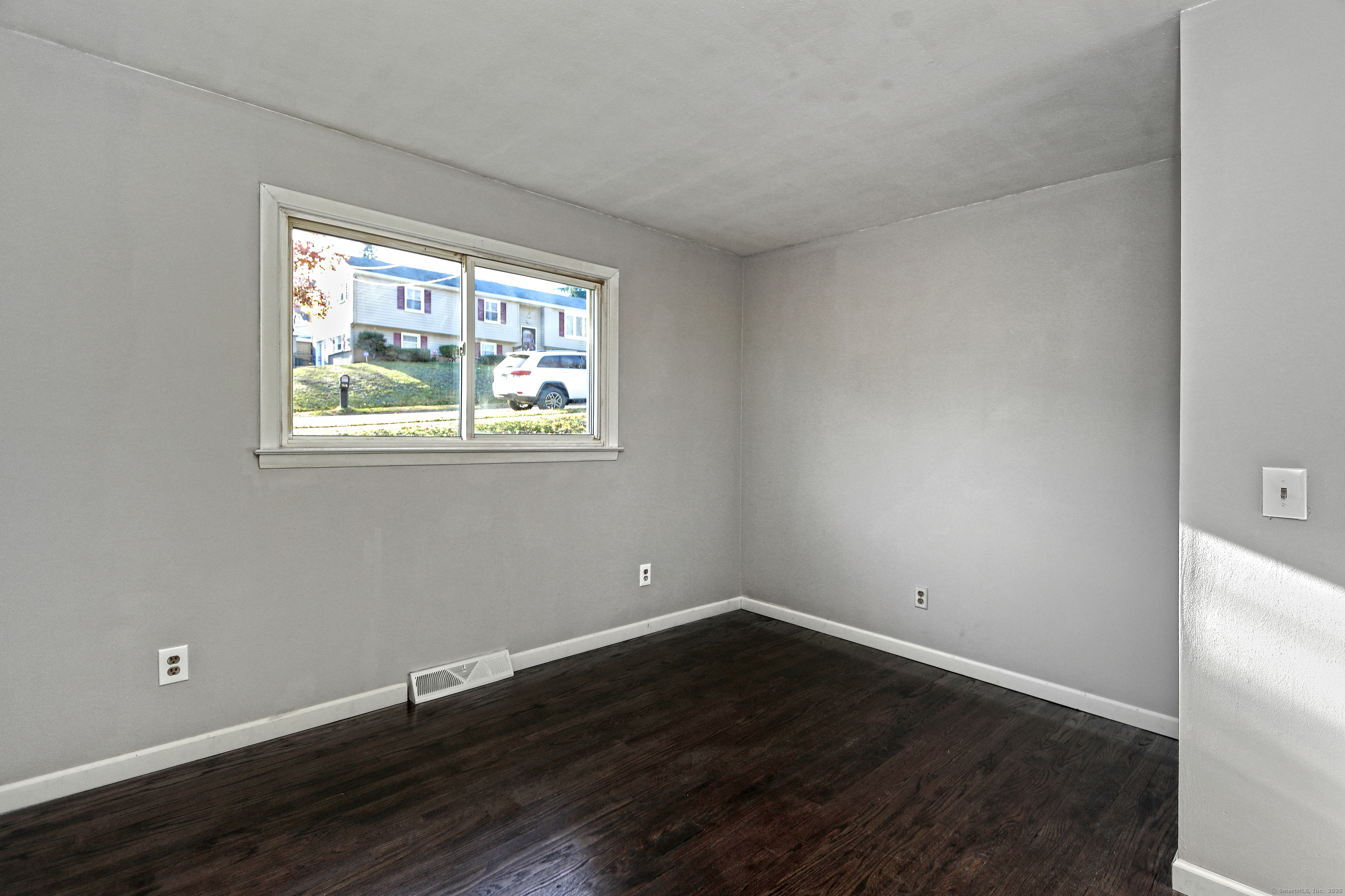 3 Carriage Drive, West Haven, Connecticut image 11
