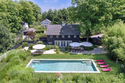 279 Black Rock Turnpike Redding CT 06896