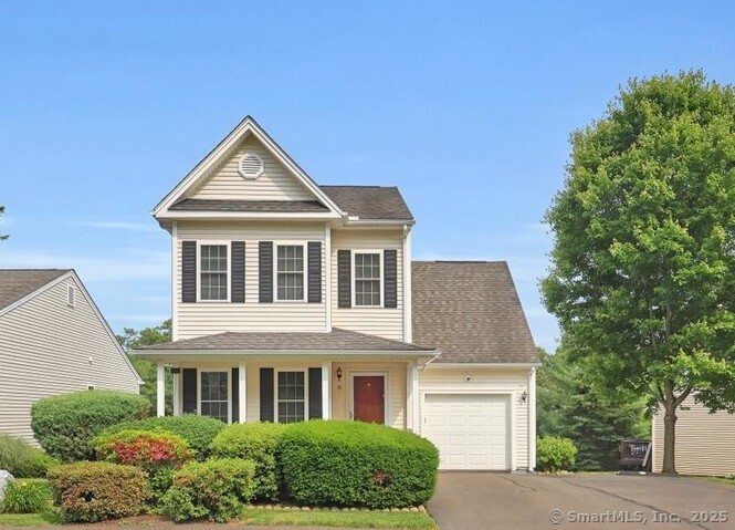 Property for Sale at Hickory Court 19, Wallingford, Connecticut - Bedrooms: 4 
Bathrooms: 2 
Rooms: 7  - $399,900