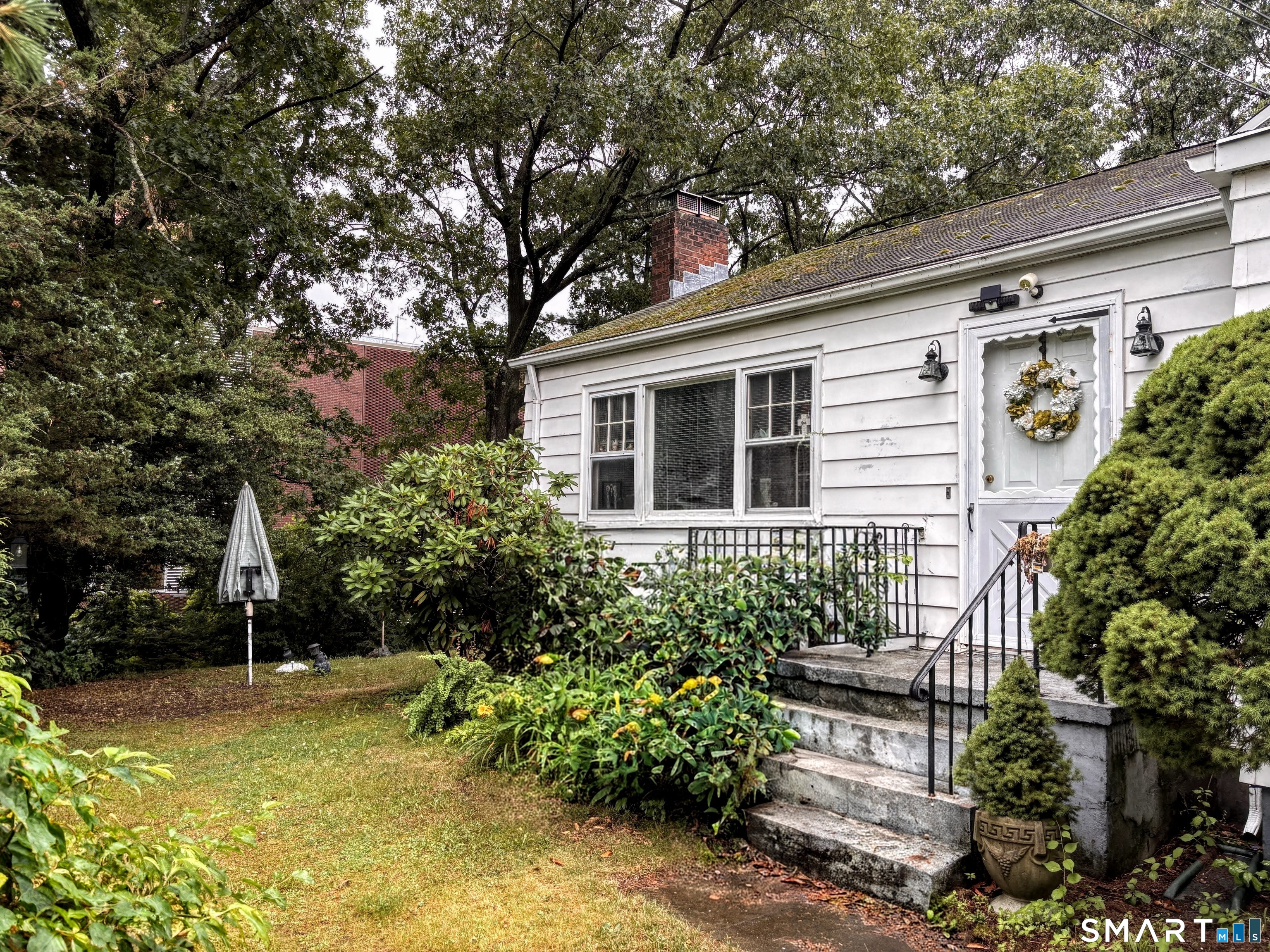 51 Overlook Street