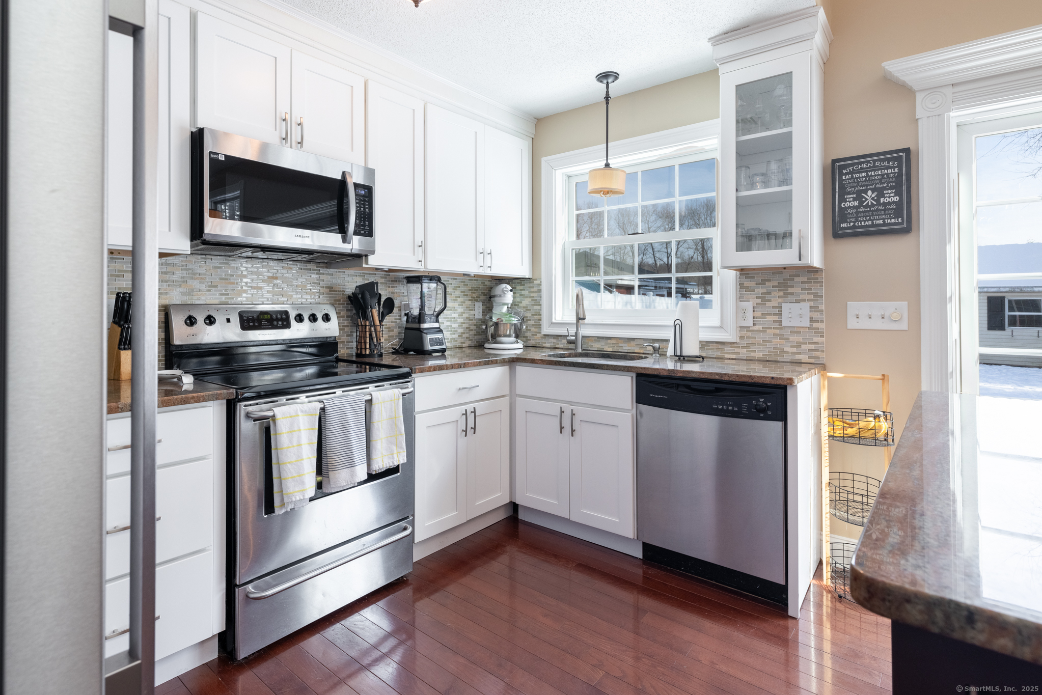 121 Williams Street, Plainville, Connecticut image 8