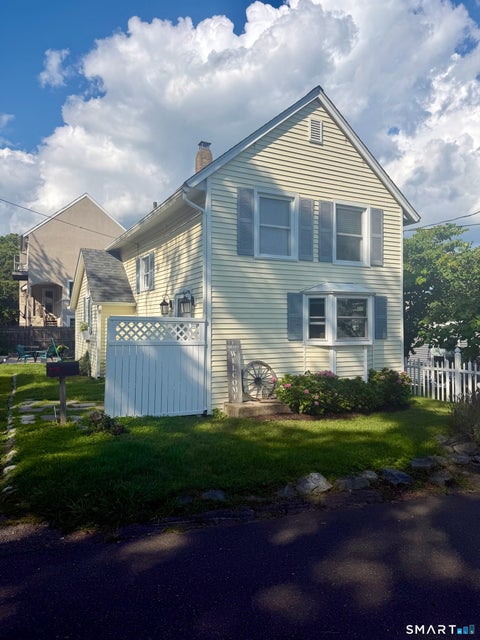 Photo of 8 Paris Street, Milford, CT 06460 (MLS # 24195934)