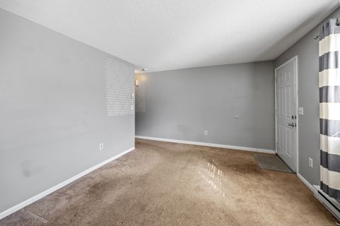 Tiny photo for 35 Preston Terrace #APT 8, Waterbury, CT 06705 (MLS # 24133492)