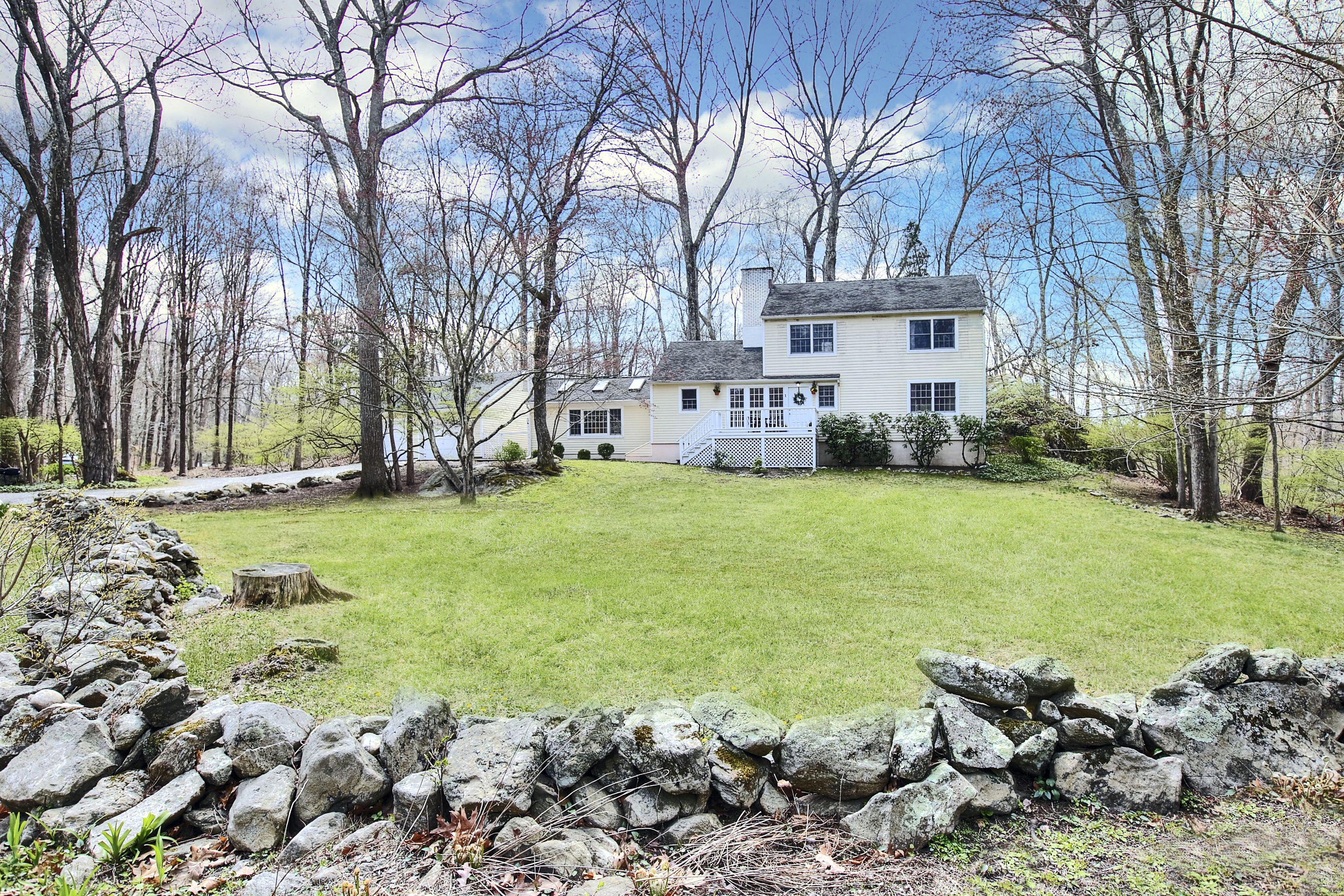 1 Graystone Lane