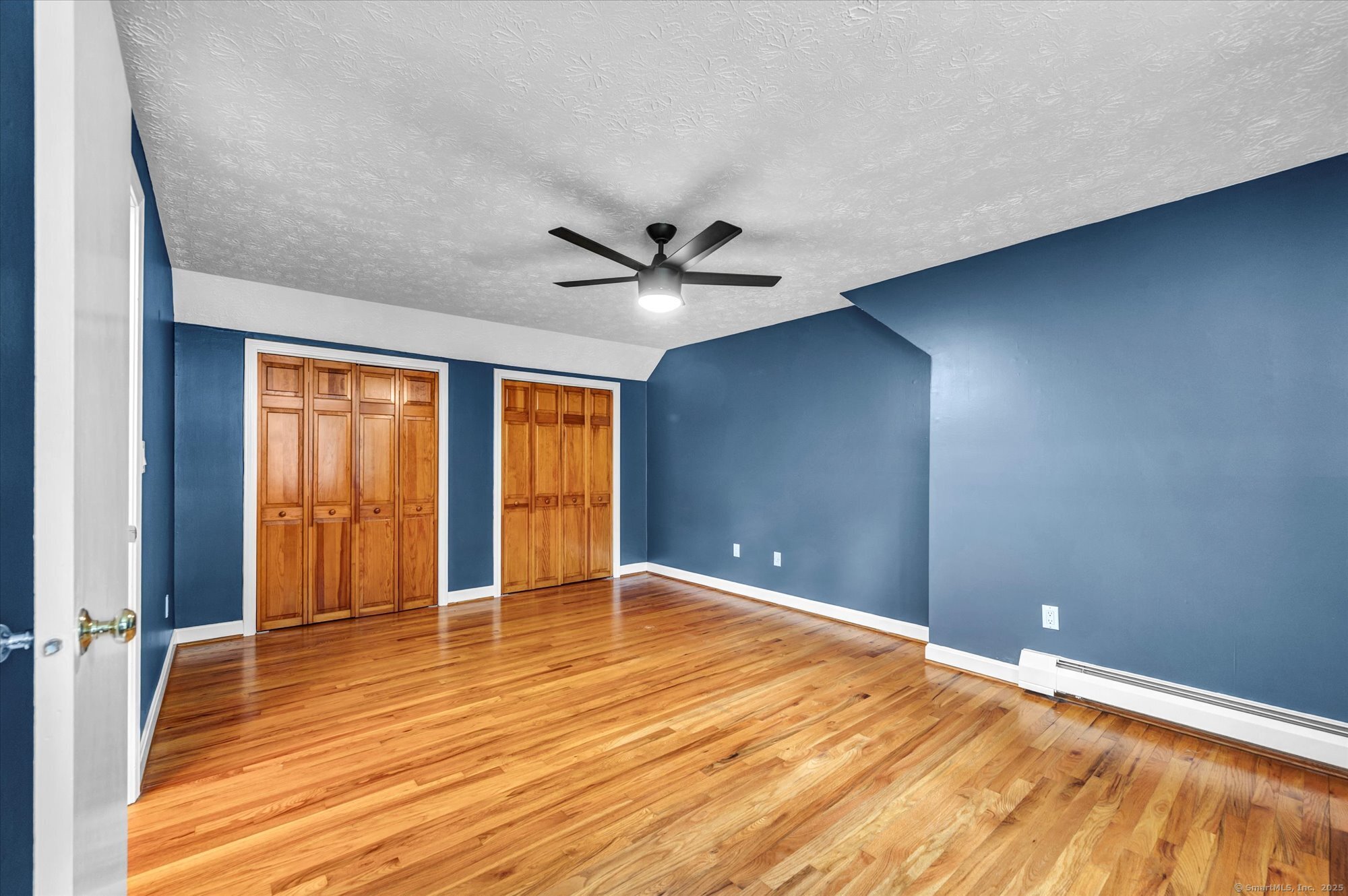 Manchester, Connecticut 06040, United States, 4 Bedrooms Bedrooms, ,2 BathroomsBathrooms,Residential,Active,170208