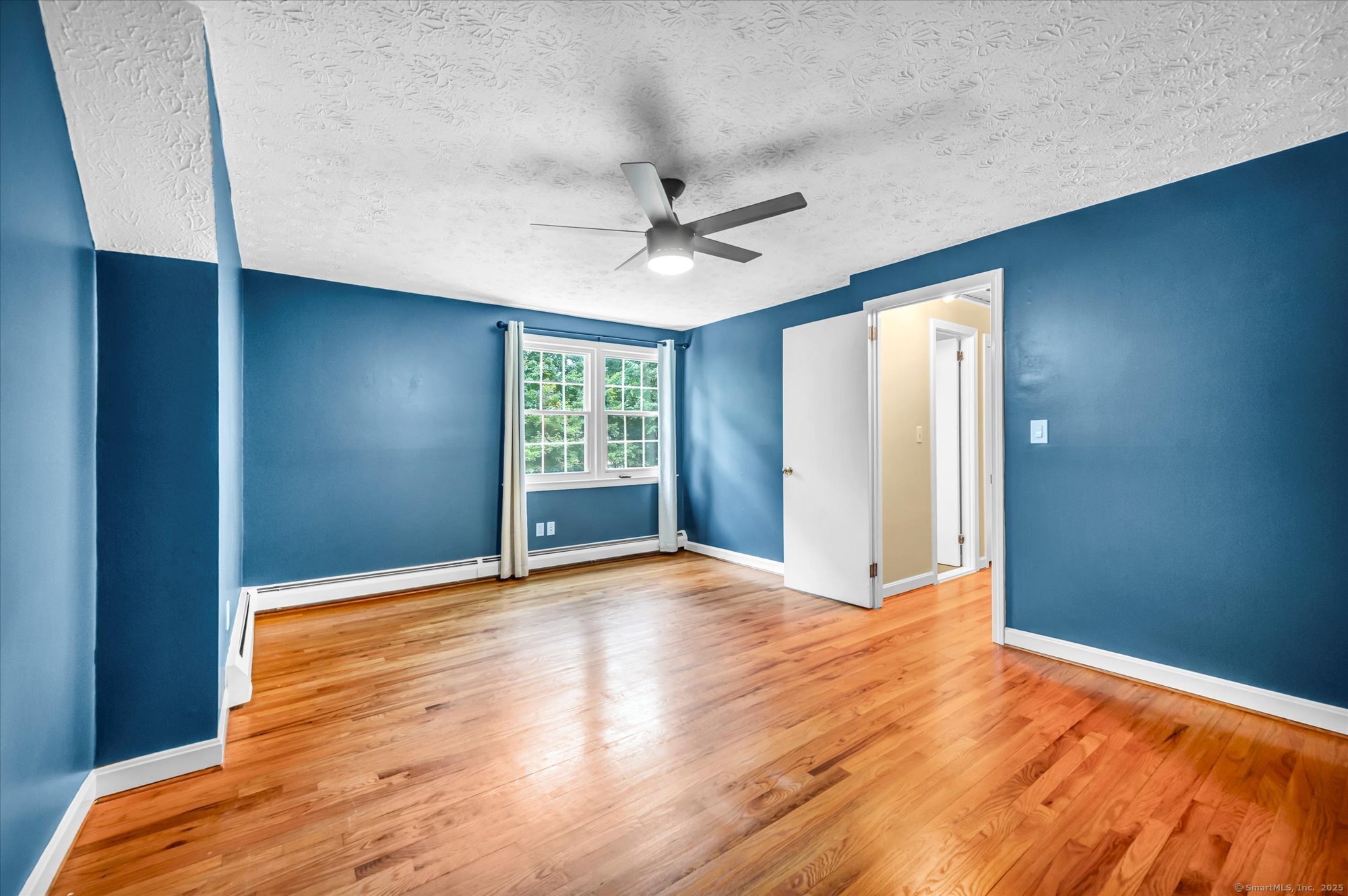 Manchester, Connecticut 06040, United States, 4 Bedrooms Bedrooms, ,2 BathroomsBathrooms,Residential,Active,170208