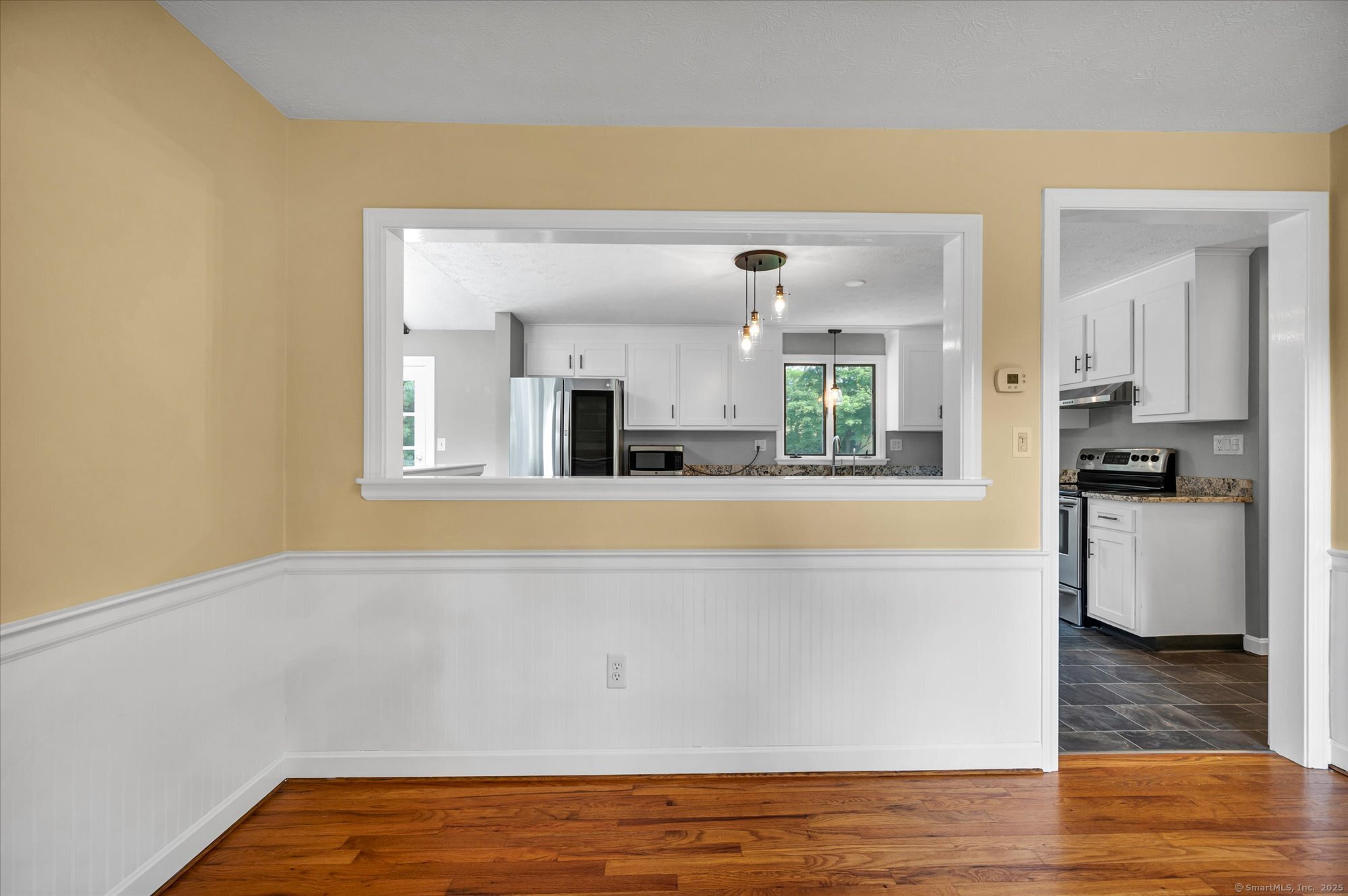 Manchester, Connecticut 06040, United States, 4 Bedrooms Bedrooms, ,2 BathroomsBathrooms,Residential,Active,170208