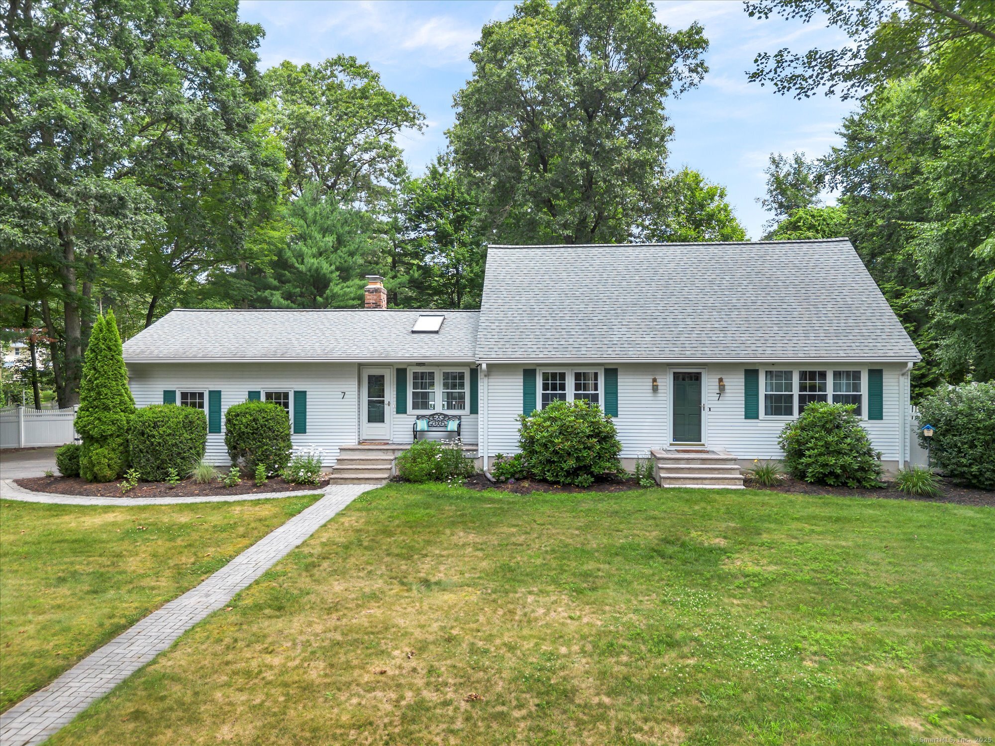 7 Lorraine Road