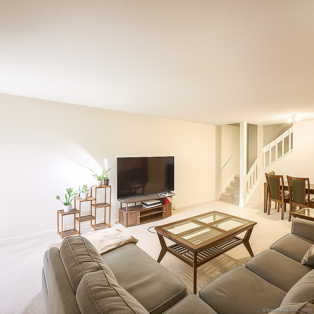 1414 Whitney Avenue APT E2