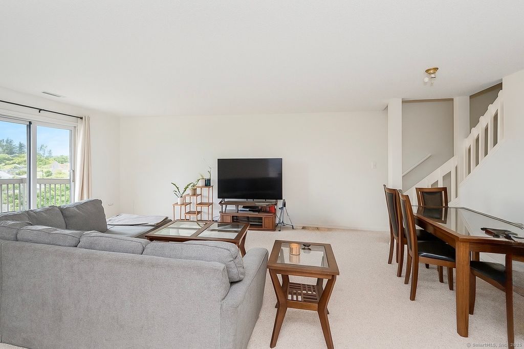 Photo of 1414 Whitney Avenue #APT E2, Hamden, CT 06517 (MLS # 24137529)