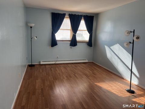 Tiny photo for 285 Savin Avenue #APT A5, West Haven, CT 06516 (MLS # 24150139)