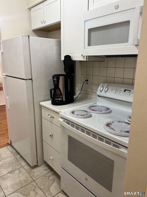 Tiny photo for 285 Savin Avenue #APT A5, West Haven, CT 06516 (MLS # 24150139)