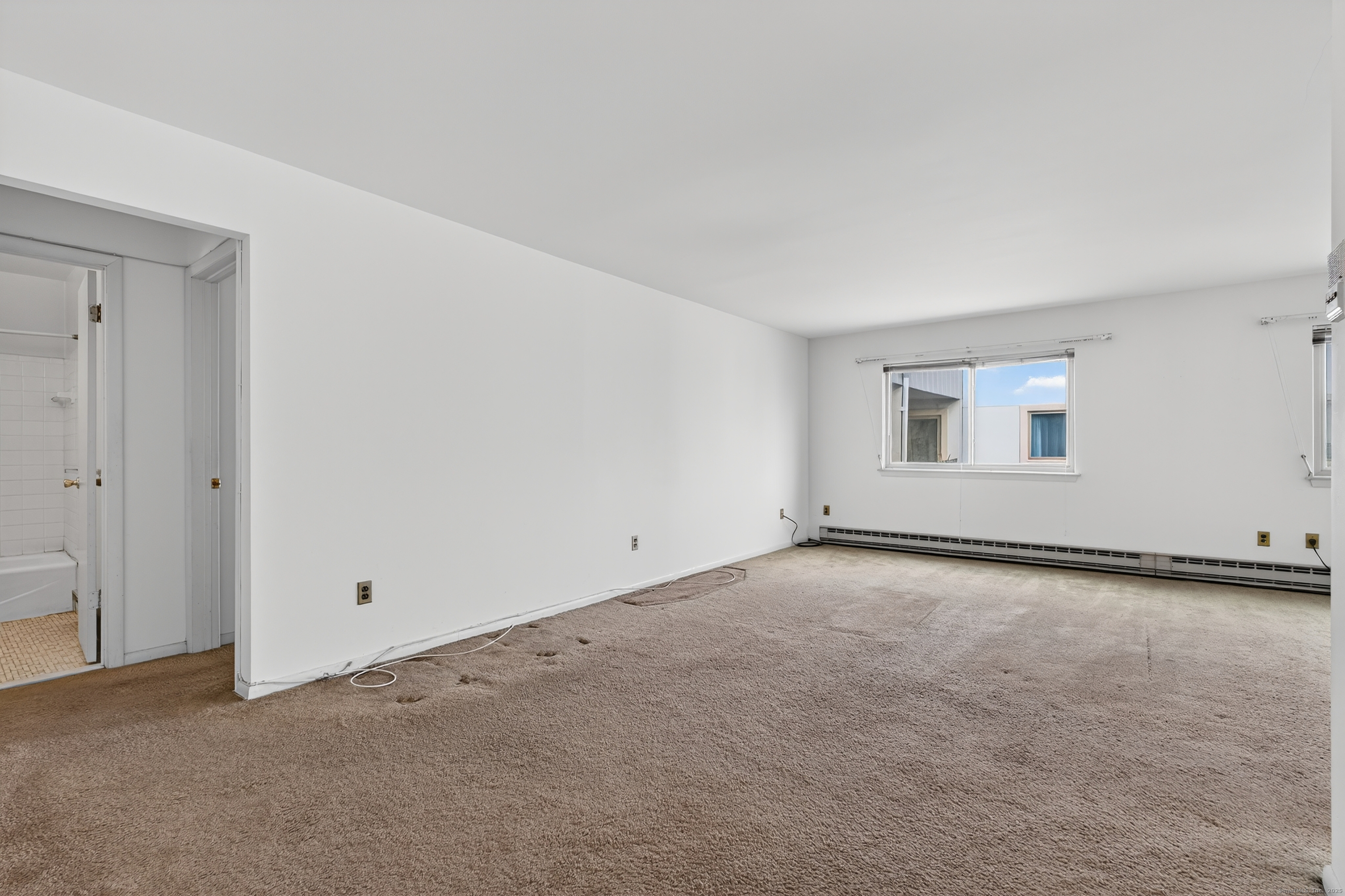 34 Crescent Street APT 2D