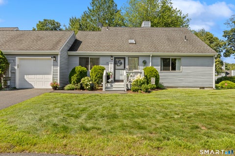 Photo of 118 Cannon Ridge Drive #118, Watertown, CT 06795 (MLS # 24198416)