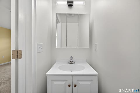 Tiny photo for 1081 New Haven Road #9D, Naugatuck, CT 06770 (MLS # 24197610)