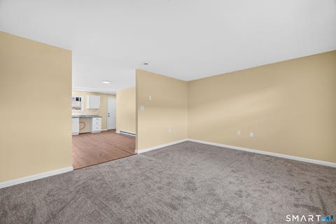 Tiny photo for 1081 New Haven Road #9D, Naugatuck, CT 06770 (MLS # 24197610)