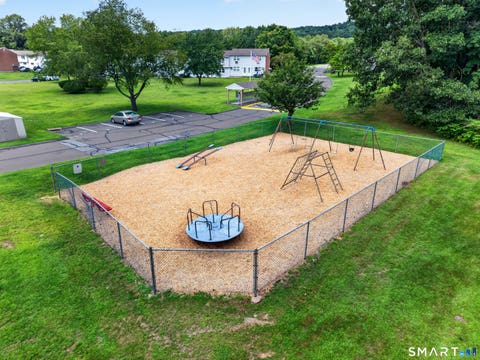 Tiny photo for 1081 New Haven Road #9D, Naugatuck, CT 06770 (MLS # 24197610)