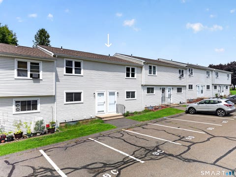 Tiny photo for 1081 New Haven Road #9D, Naugatuck, CT 06770 (MLS # 24197610)