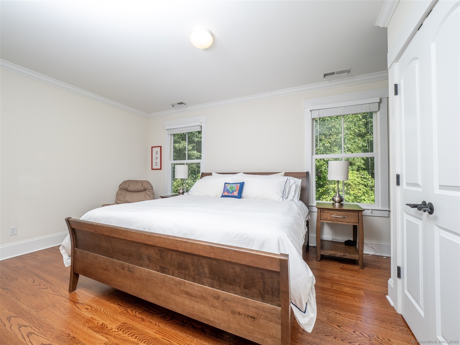 Wilton, Connecticut 06897, United States, 4 Bedrooms Bedrooms, ,5 BathroomsBathrooms,Residential,Active,208645