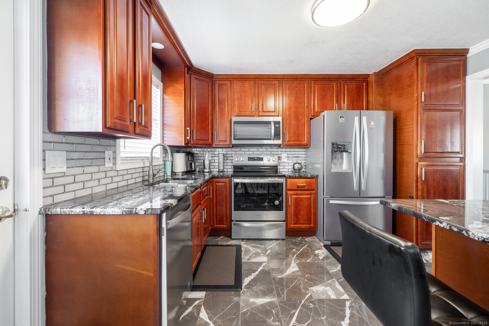 106 Sabal Drive, Waterbury, Connecticut image 6