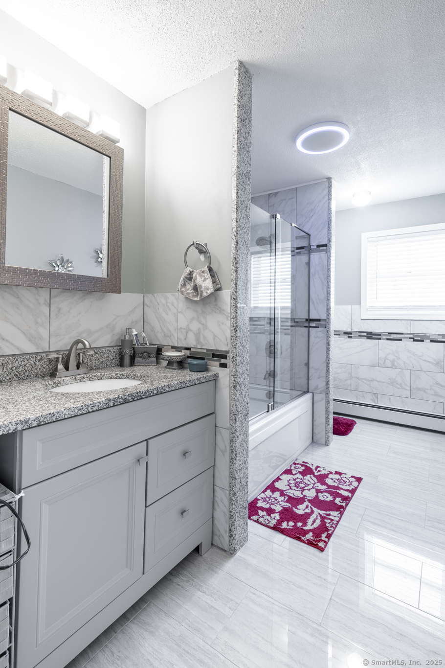 106 Sabal Drive, Waterbury, Connecticut image 12