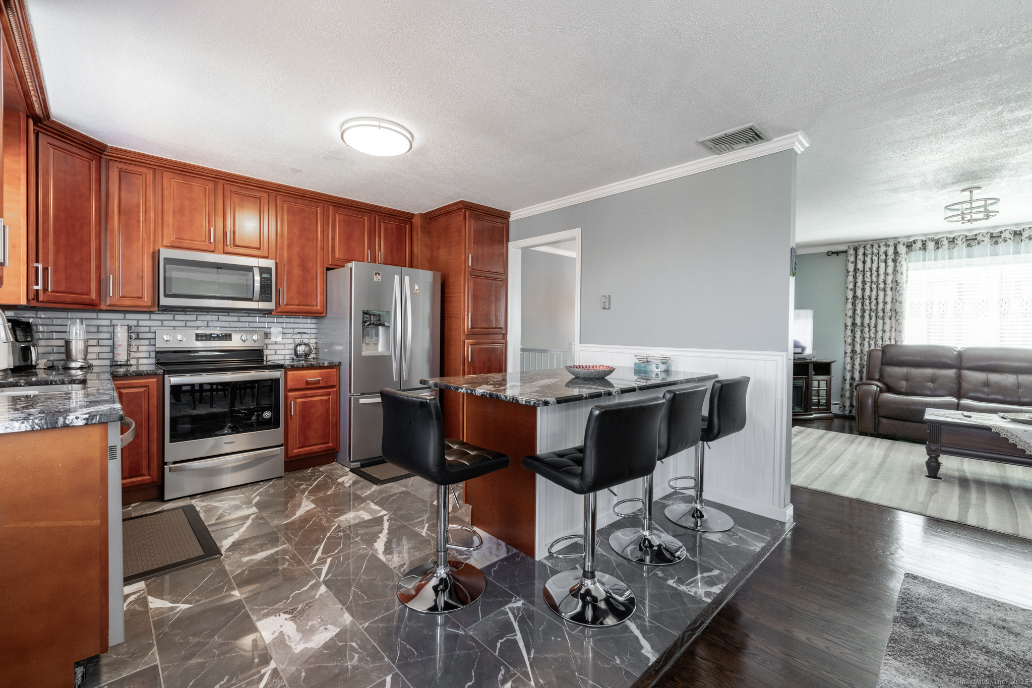 106 Sabal Drive, Waterbury, Connecticut image 5