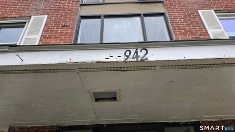 Condo For Sale - 942 Wethersfield Avenue #3<br/> Hartford, CT 06114