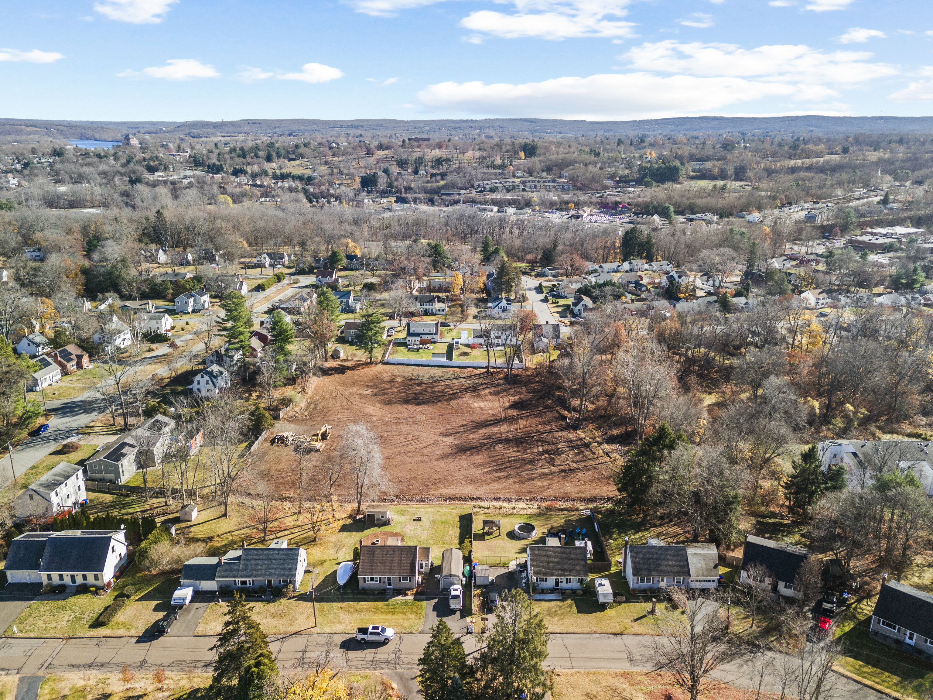 Nathan Hale Road, Middletown, Connecticut image 2