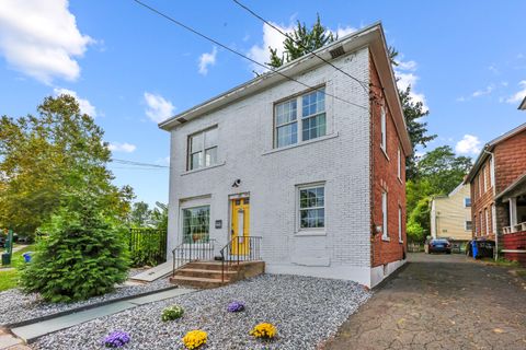 23 Hotchkiss Street Middletown CT 06457