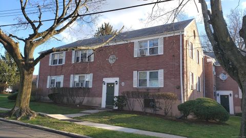 Tiny photo for 29 Standish Road #APT 3, Stamford, CT 06902 (MLS # 24141948)