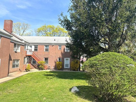 Tiny photo for 29 Standish Road #APT 3, Stamford, CT 06902 (MLS # 24141948)