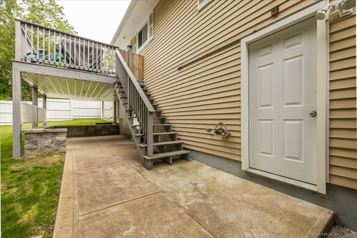 10 Carriage Drive, Naugatuck, Connecticut image 18
