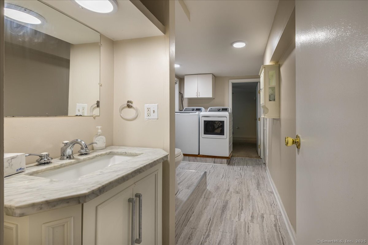 10 Carriage Drive, Naugatuck, Connecticut image 12