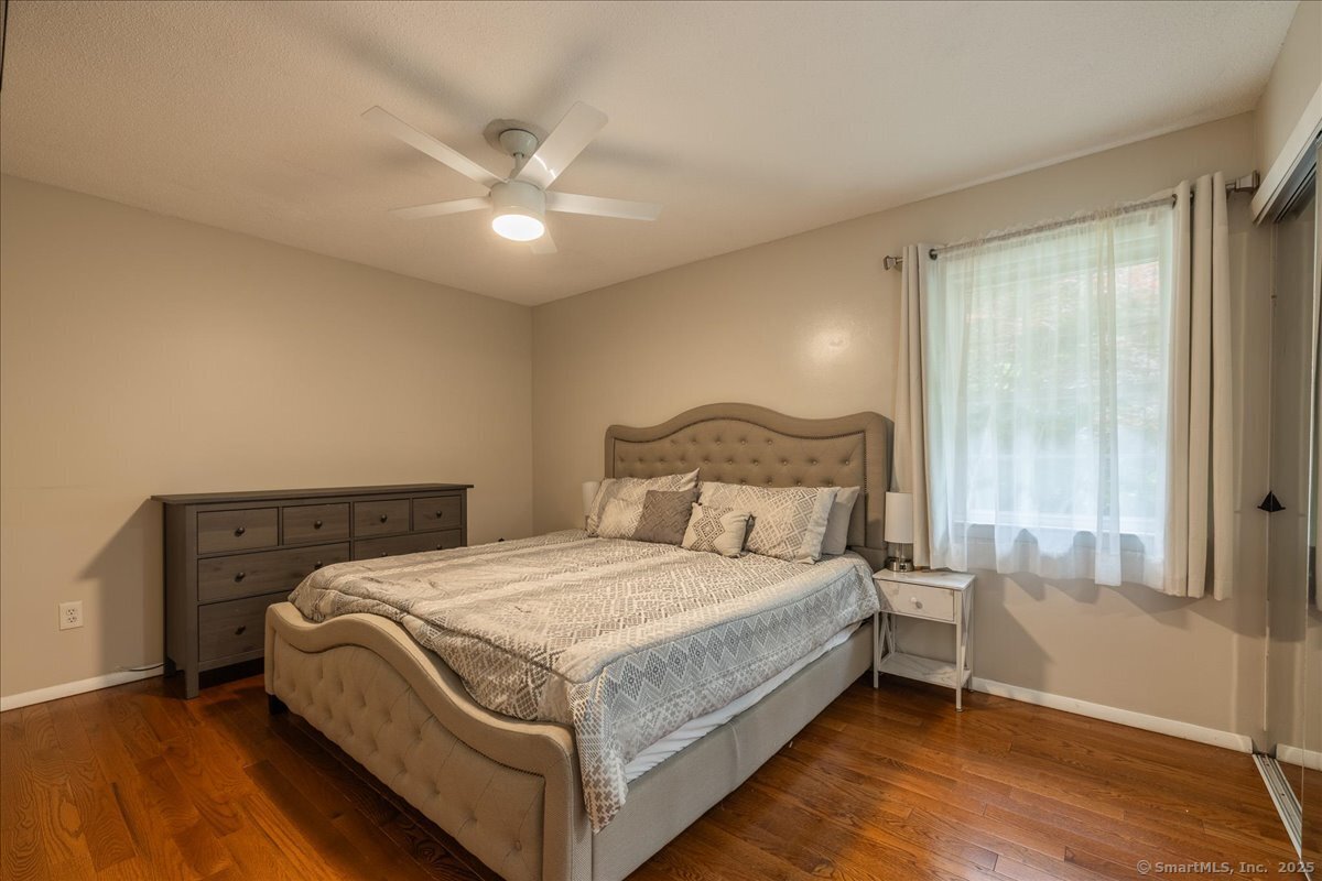 10 Carriage Drive, Naugatuck, Connecticut image 7