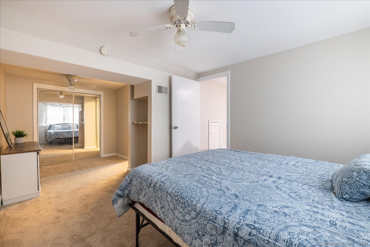 10 Carriage Drive, Naugatuck, Connecticut image 14