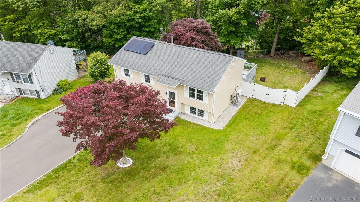10 Carriage Drive, Naugatuck, Connecticut image 25