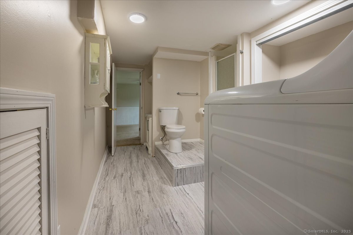 10 Carriage Drive, Naugatuck, Connecticut image 13