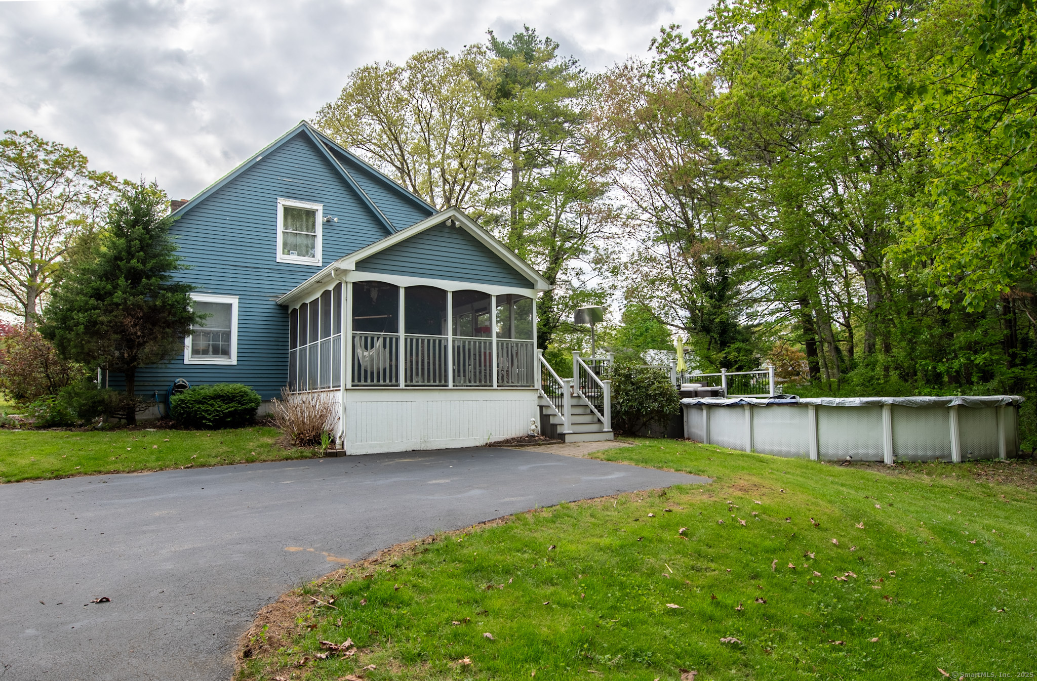 20 Long Pond Road, Thompson, Connecticut image 2