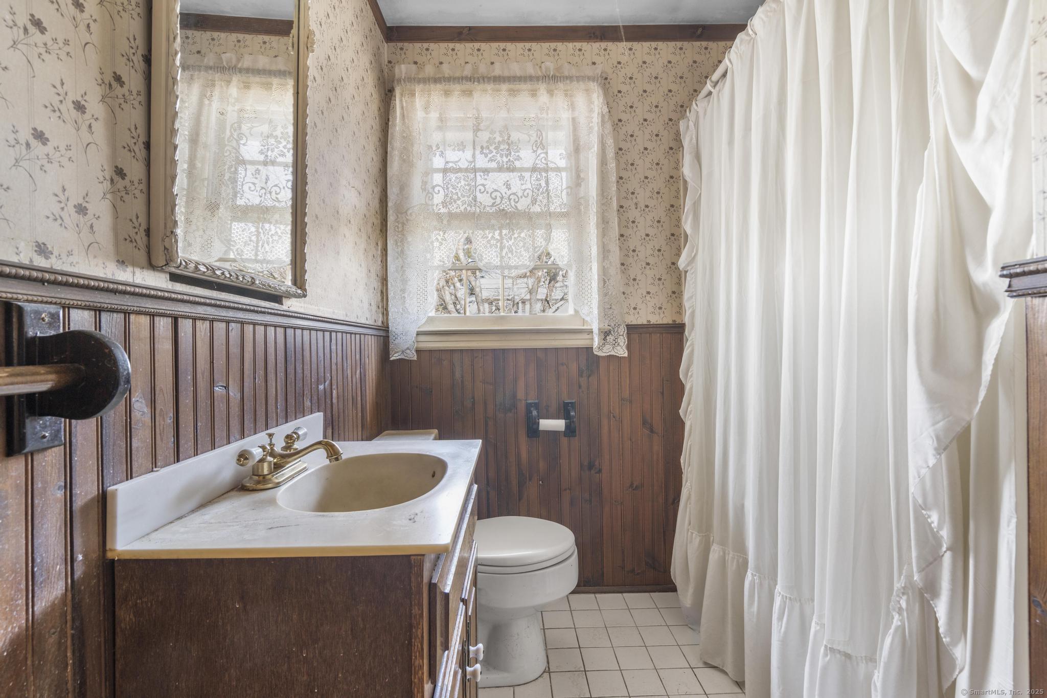 16 Barker Place, Branford, Connecticut image 13