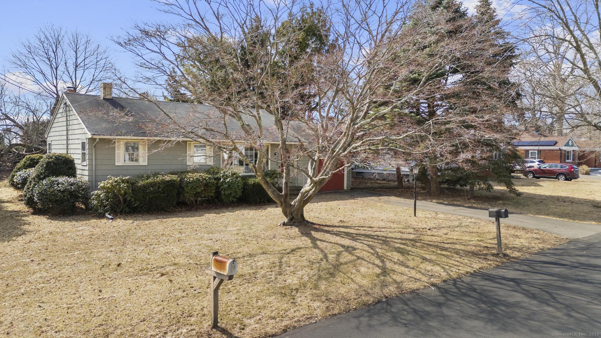 16 Barker Place, Branford, Connecticut image 4