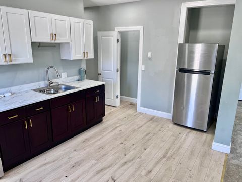 Tiny photo for 5 Providence Street, Putnam, CT 06260 (MLS # 24162391)