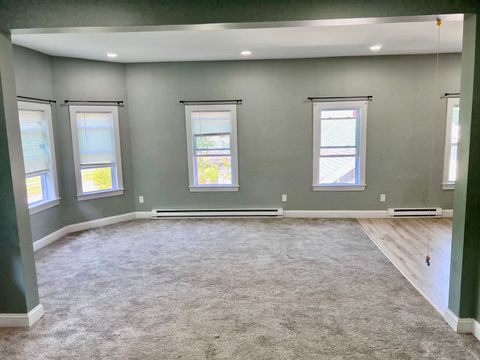 Tiny photo for 5 Providence Street, Putnam, CT 06260 (MLS # 24162391)