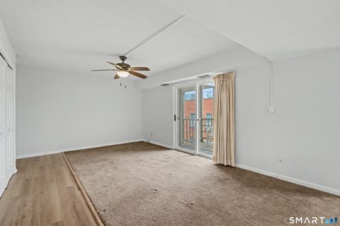 Tiny photo for 149 Fountain Street #8, New Haven, CT 06515 (MLS # 24163373)