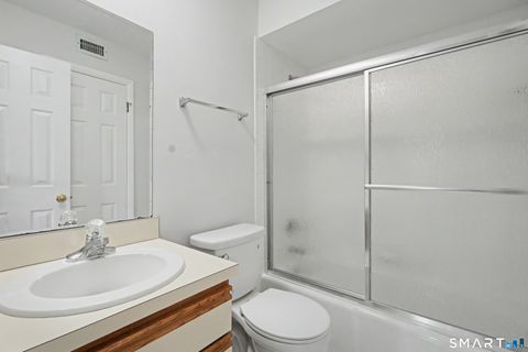 Tiny photo for 149 Fountain Street #8, New Haven, CT 06515 (MLS # 24163373)