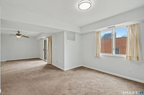 Tiny photo for 149 Fountain Street #8, New Haven, CT 06515 (MLS # 24163373)