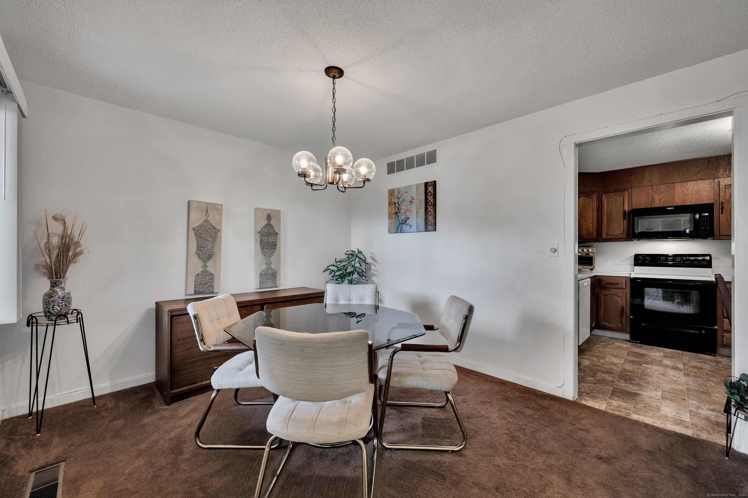 4 Hickory Hill Road, Southington, Connecticut image 7